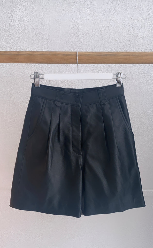 SUKii Leather Short